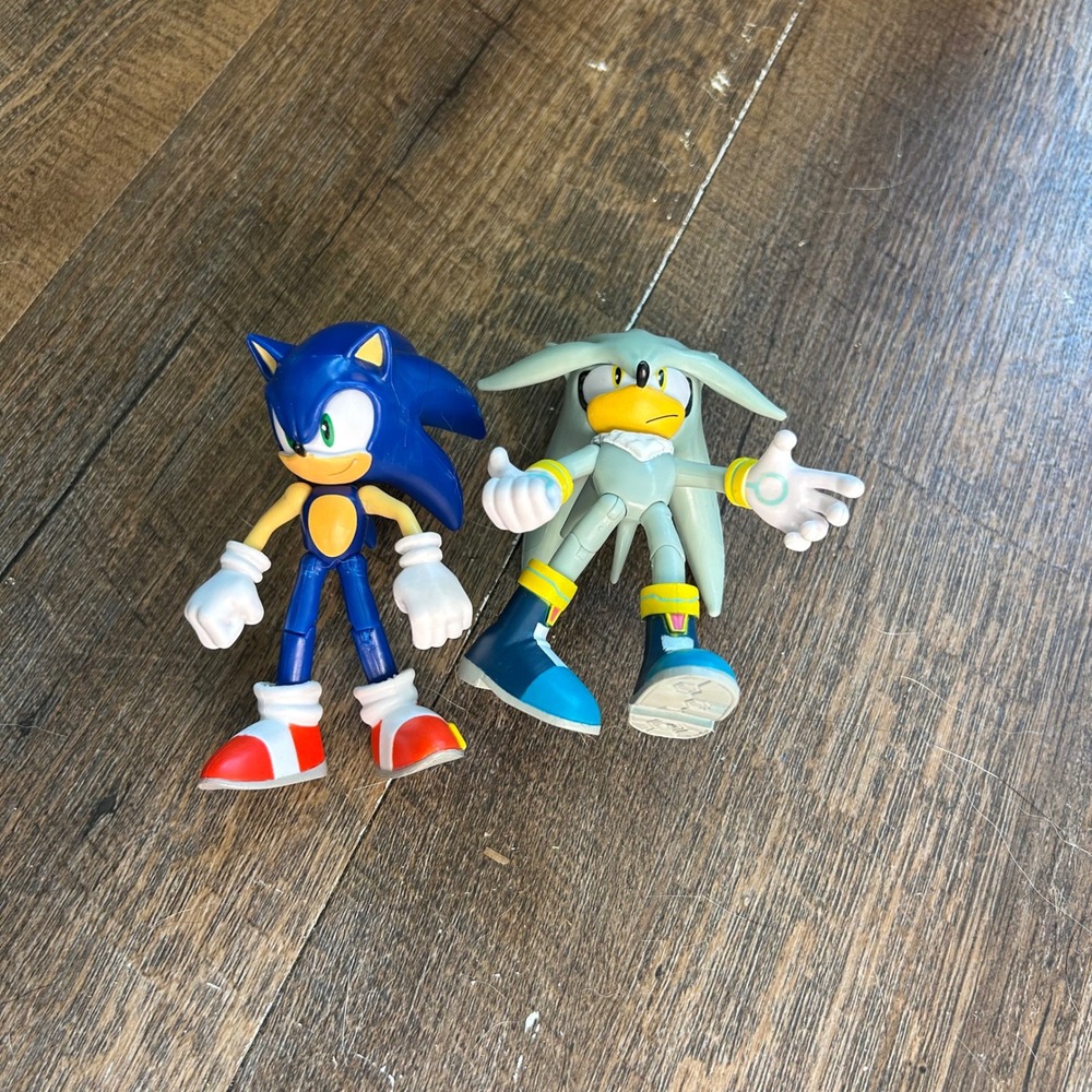 Sonic and Silver The Hedgehog Jakks Pacific 4in Articulated Action Figure Lot